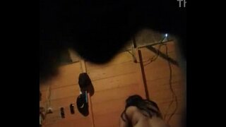 Culiando kutyus stílusban, amelyet a seggét